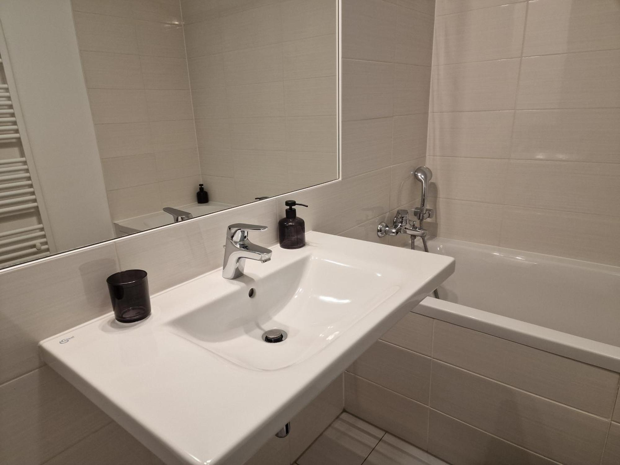 Stylish Panorama City Family Suite Bratislava Dış mekan fotoğraf